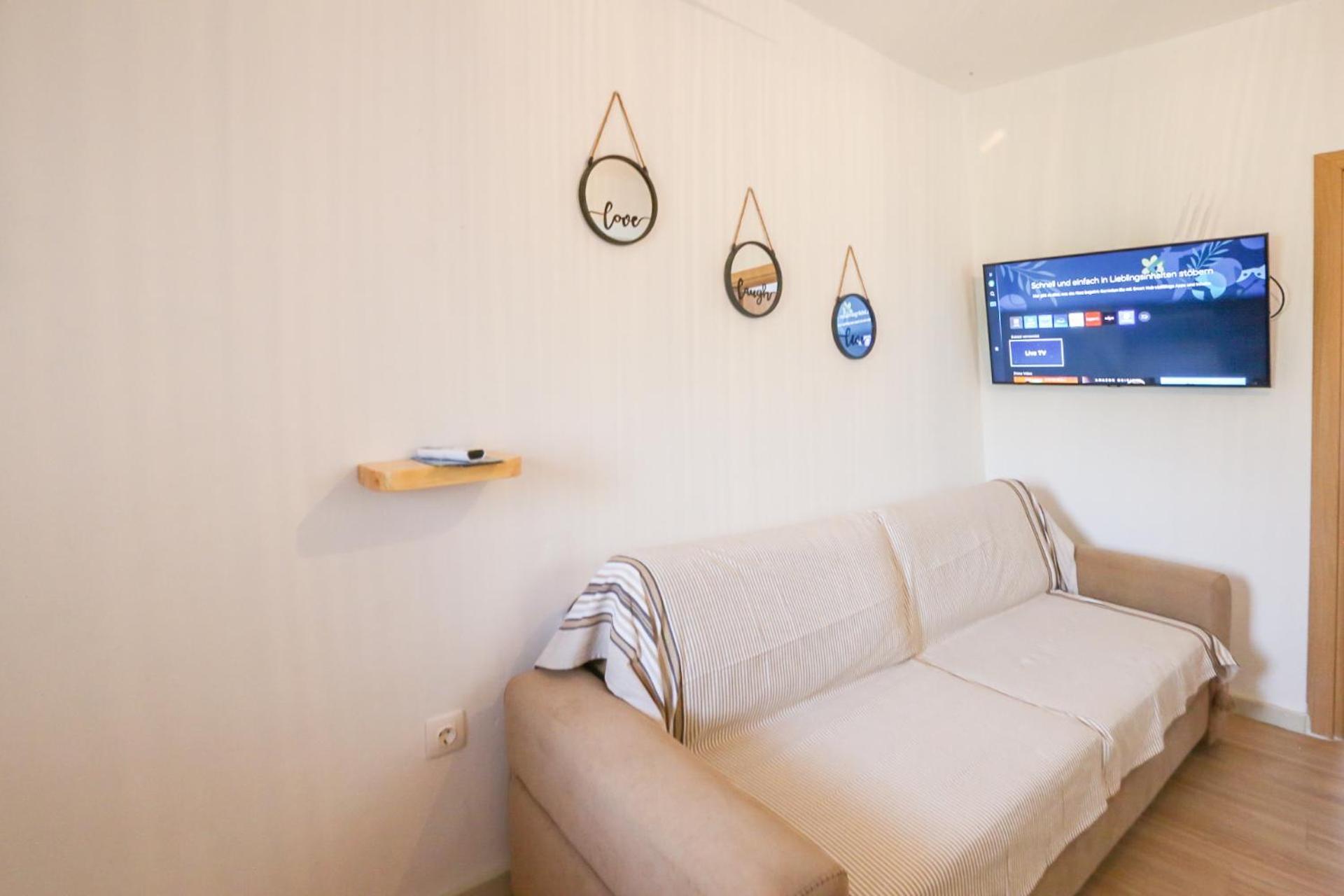 Village View Apartments Химар Екстериор снимка
