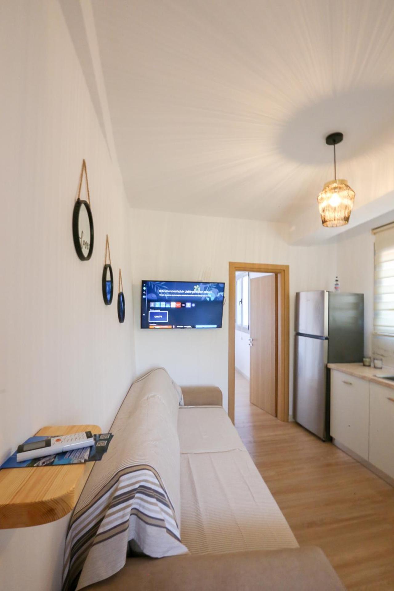 Village View Apartments Химар Екстериор снимка