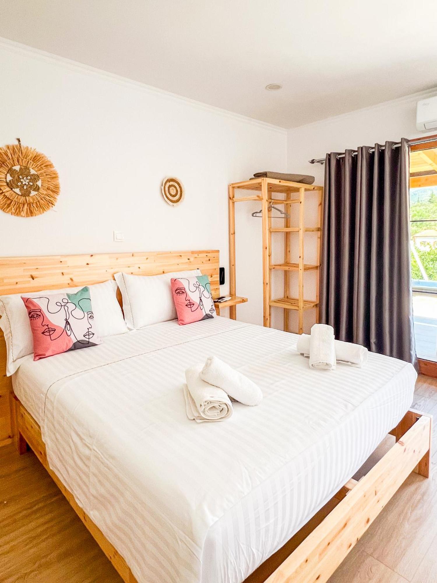 Village View Apartments Химар Екстериор снимка